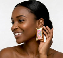 Load image into Gallery viewer, Feelin’ Posh - Rectangular Earrings
