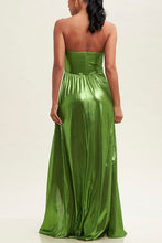 Load image into Gallery viewer, Gorgeous in Green - Formal Dress (Plus)
