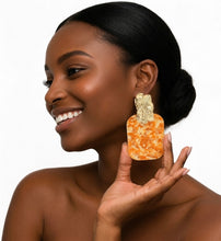 Load image into Gallery viewer, Marvelous Marble - Statement Earrings
