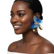 Load image into Gallery viewer, Made You Look - Statement Earrings
