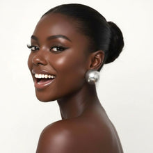 Load image into Gallery viewer, Classic Girl - Gold Stud Earrings
