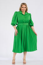 Load image into Gallery viewer, Oh So Chic (Plus) - Pleated Dress
