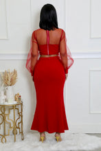 Load image into Gallery viewer, Get Into The Glamour - Skirt Set
