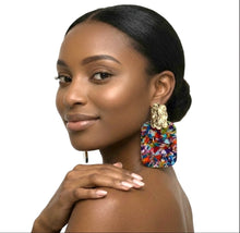 Load image into Gallery viewer, Marvelous Marble - Statement Earrings
