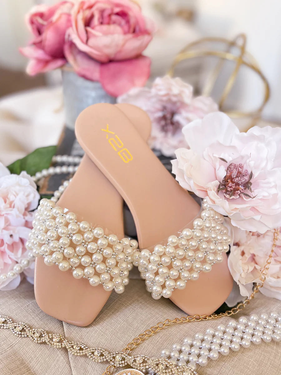 Nude Pearl Slides