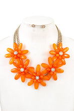 Load image into Gallery viewer, Flower Power Necklace Set
