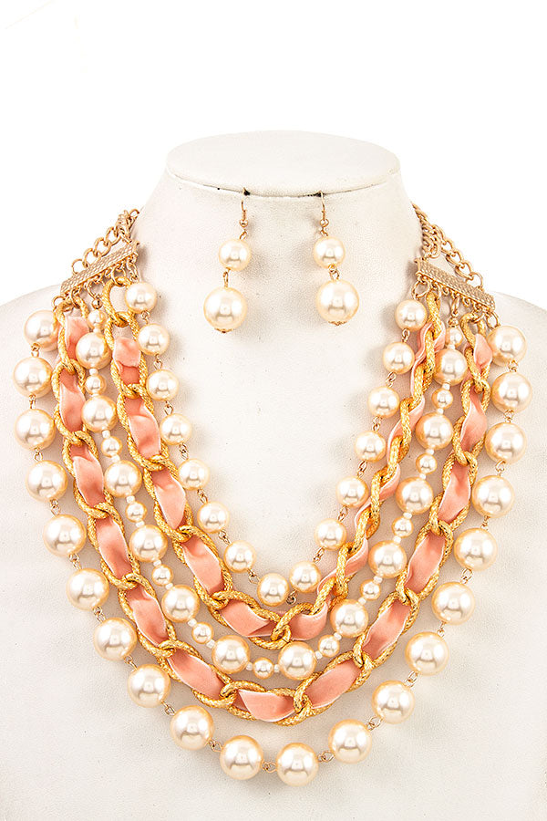 Peachy Pearl Necklace Set