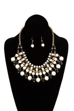 Load image into Gallery viewer, Hanging Pearl Necklace Set
